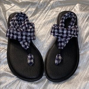 Sanuk Sandals